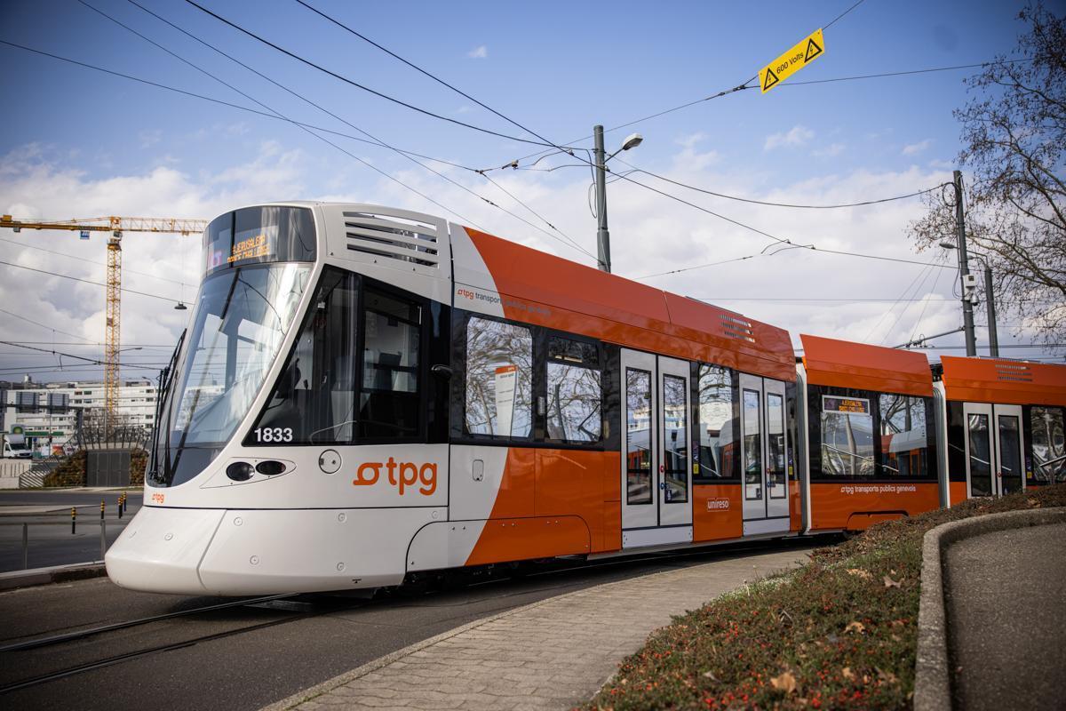 Tram orange